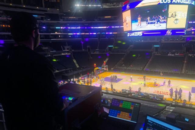 空场比赛谁给球员们加油欢呼？走近NBA的“气氛组”